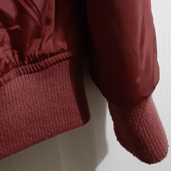 Coat - Picture 4 of 6